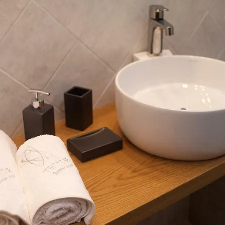 Tettix Summer House フィスカルドン