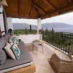 Tettix Summer House بيت للعطل
