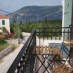 Tettix Summer House فيسكاردو