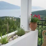 Tettix Summer House فيسكاردو
