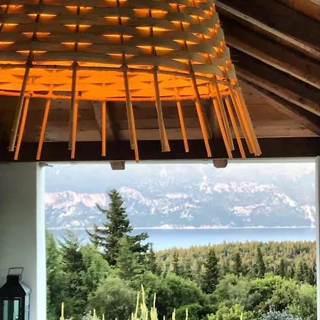 Tettix Summer House * Fiskardo