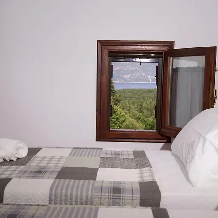 Tettix Summer House Tatil Evi