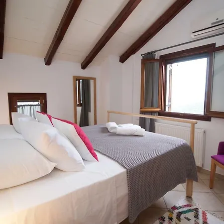 Dom wakacyjny Tettix Summer House